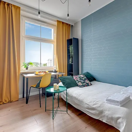 Apartament Stacja 24/7 *